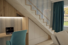 203.-aranzacja-salonu-kaszmir-blekit-drewno-pomysl-na-schody-tapeta-mikrocement-pomysl-na-scianke-tv