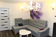 0037.  realizacja salon prowansalski lawendowy fioletowy jadalnia bialy drewno realisation livingroom lavender purple violet white wood