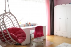 039. Pokoj dzieciecy dla ksiezniczki panele dappi rozowy bialy children room for princess pink white
